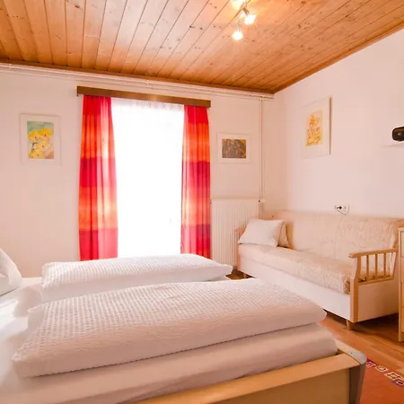 Dolomitenhof Han/Misafirhane 3*