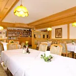 Dolomitenhof Fogadó Kartitsch