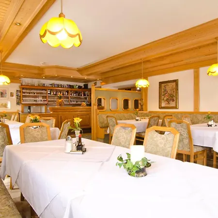 Dolomitenhof Inn Kartitsch