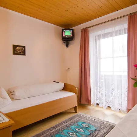 Dolomitenhof Inn 3*
